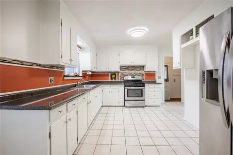 Kitchen - 281 Pardee Rd, Irondequoit, NY 14609 photo 1 of 3