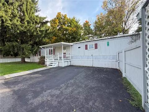 54 Towpath Rd, Fenton, NY 13904