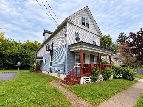 11 Maria St, Rochester, NY 14605