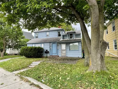 1680 Mount Hope Ave, Rochester, NY 14620