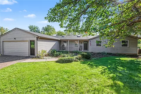 24 Sandpiper Hl, Perinton, NY 14450