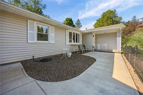 Exterior - 197 Willowen Dr, Irondequoit, NY 14609 photo 3 of 7