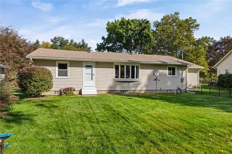 Exterior - 197 Willowen Dr, Irondequoit, NY 14609 photo 5 of 7