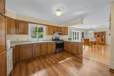 Kitchen - 197 Willowen Dr, Irondequoit, NY 14609 photo 1 of 4