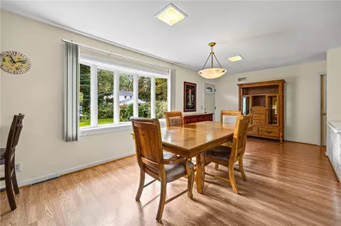 Dining - 197 Willowen Dr, Irondequoit, NY 14609 photo 2 of 4