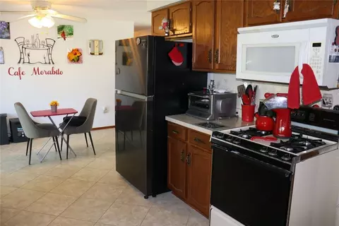 Kitchen - 10 Cold Spring Cir, Gates, NY 14624 photo 2 of 2