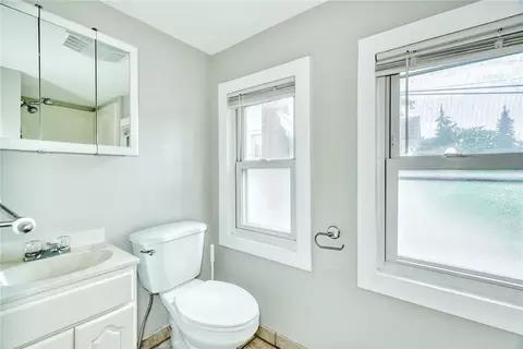 Bath - 187 Lake, Irondequoit, NY 14617 photo 5 of 5