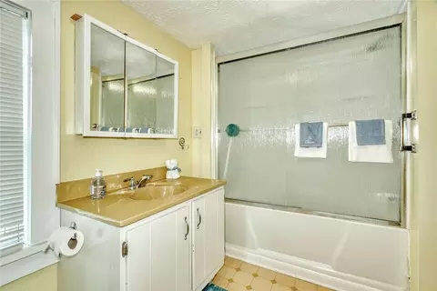 Bath - 187 Lake, Irondequoit, NY 14617 photo 2 of 5