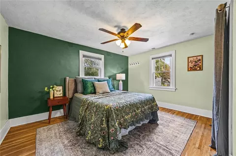 Bedroom - 129 Frankland Rd, Irondequoit, NY 14617 photo 2 of 6