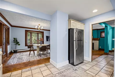 Entry Way - 129 Frankland Rd, Irondequoit, NY 14617 photo 2 of 3