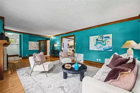 Living - 129 Frankland Rd, Irondequoit, NY 14617 photo 5 of 11