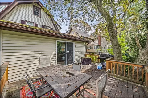 Exterior - 129 Frankland Rd, Irondequoit, NY 14617 photo 5 of 10