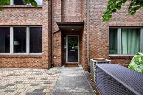 14 Grove St, Rochester, NY 14605
