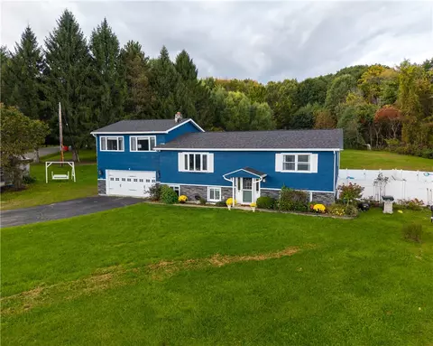 7130 Hyland Dr, Hornellsville, NY 14843