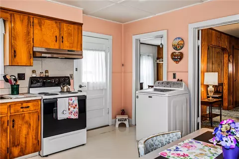 Kitchen - 250 Mcmaster St, Bath, NY 14810 photo 3 of 4