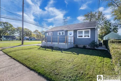 224 Linwood Ave, Tonawanda, NY 14150