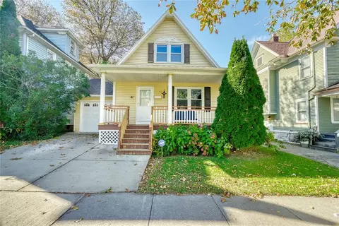 41 Kingston St, Rochester, NY 14609
