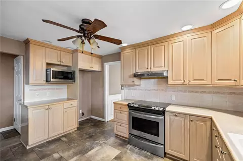 Kitchen - 92 Filon Ave, Irondequoit, NY 14622 photo 3 of 3
