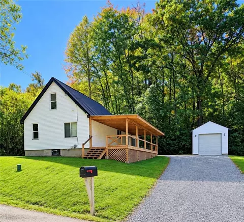 550 Holecek Ave, Southport, NY 14904