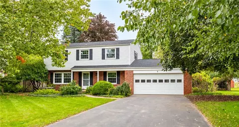 9 Musket Ln, Pittsford, NY 14534