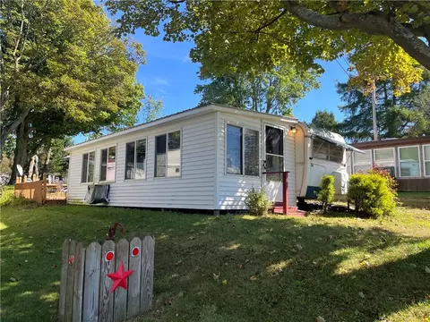 7945 Lake Rd #34, Sodus Point, NY 14555