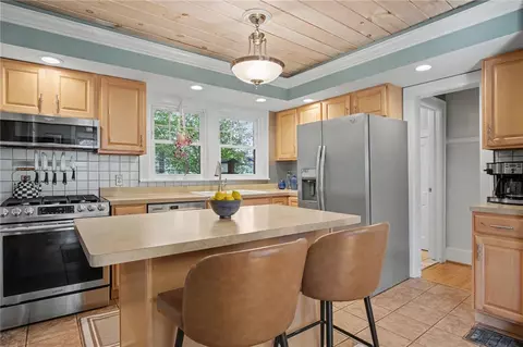 Kitchen - 285 Thomas Ave, Irondequoit, NY 14617 photo 1 of 3