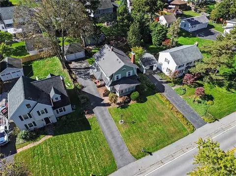 View/Area - 285 Thomas Ave, Irondequoit, NY 14617 photo 1 of 5