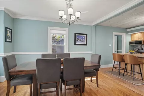 Dining - 285 Thomas Ave, Irondequoit, NY 14617 photo 3 of 4