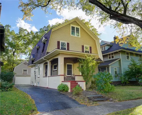 993 Harvard St, Rochester, NY 14610