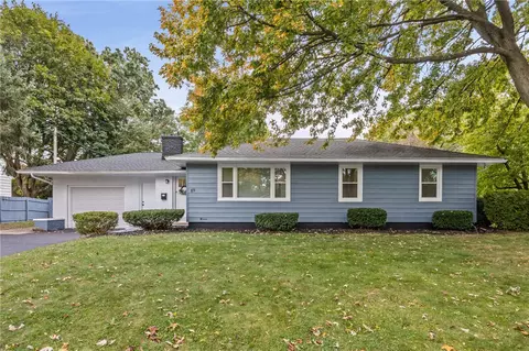 89 Elwood Dr, Rochester, NY 14616
