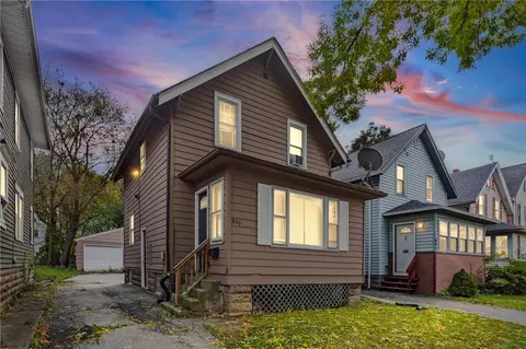 639 Emerson St, Rochester, NY 14613