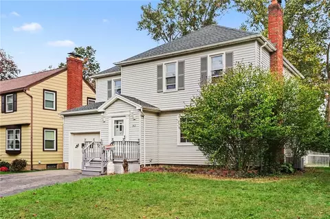 Exterior - 162 Simpson Rd, Irondequoit, NY 14617 photo 3 of 3