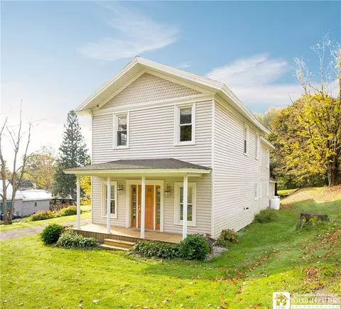 653 Center St, Cherry Creek, NY 14723