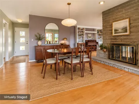 Dining - 173 Valley Cir, Irondequoit, NY 14622 photo 1 of 4