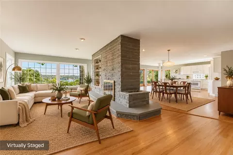 Living - 173 Valley Cir, Irondequoit, NY 14622 photo 1 of 7