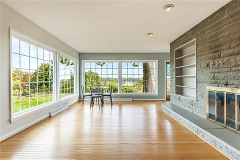 Living - 173 Valley Cir, Irondequoit, NY 14622 photo 5 of 7