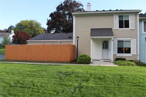 127 Greenway Blvd, Riga, NY 14428