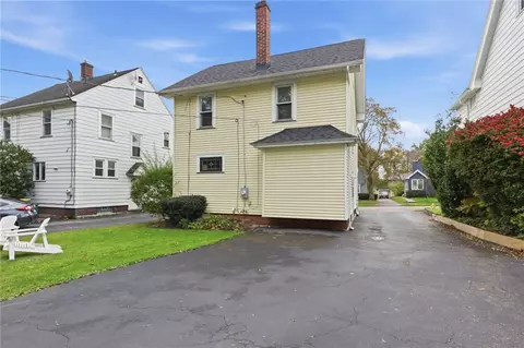 Exterior - 240 Hurstbourne Rd, Irondequoit, NY 14609 photo 8 of 8