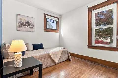 Bedroom - 240 Hurstbourne Rd, Irondequoit, NY 14609 photo 4 of 6