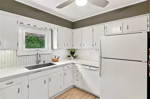 Kitchen - 240 Hurstbourne Rd, Irondequoit, NY 14609 photo 4 of 4