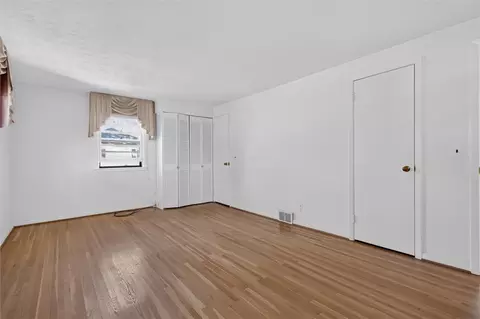 Bedroom - 16 Sydenham Rd, Irondequoit, NY 14609 photo 6 of 7