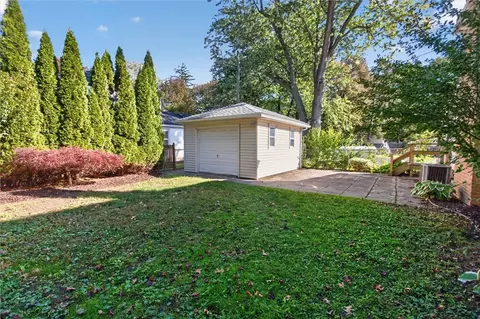 Exterior - 16 Sydenham Rd, Irondequoit, NY 14609 photo 3 of 6