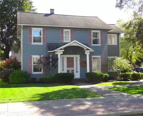 831 W 1st St, Elmira, NY 14905