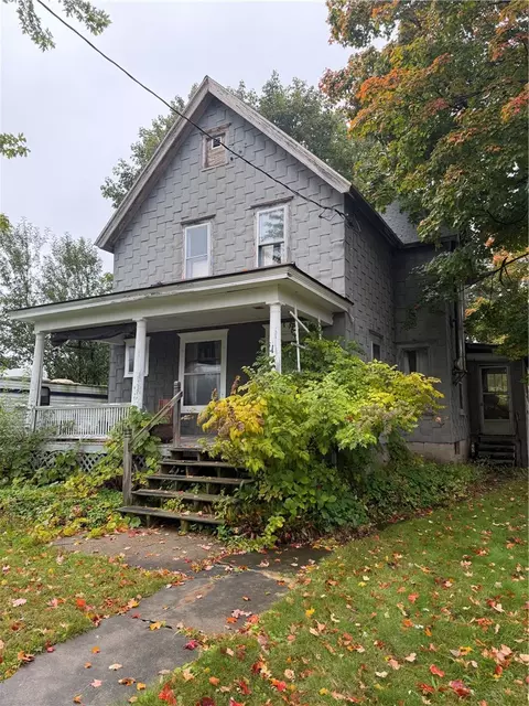 1 N Dayton Ave, Clifton Springs, NY 14432