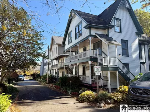 25 Waugh Ave #5, Chautauqua, NY 14722
