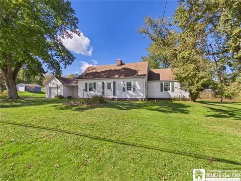 40 E Chautauqua St, Mayville, NY 14757