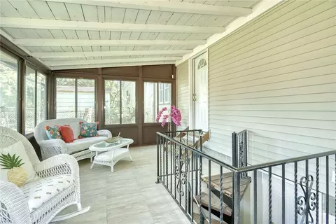 Exterior - 408 Spencer Rd, Irondequoit, NY 14609 photo 5 of 8