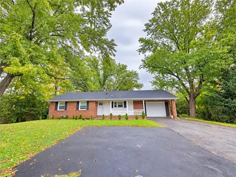 3440 E River Rd, Rochester, NY 14623