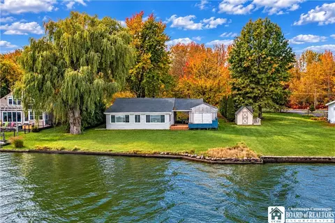 3768 Lakeland Rd, North Harmony, NY 14785