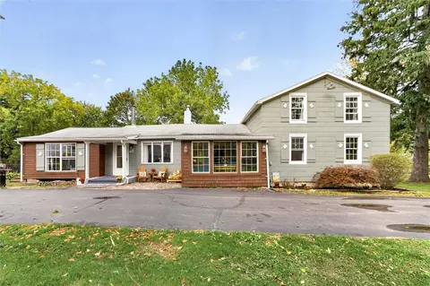 7813 Hamilton Street Ext, Williamson, NY 14589